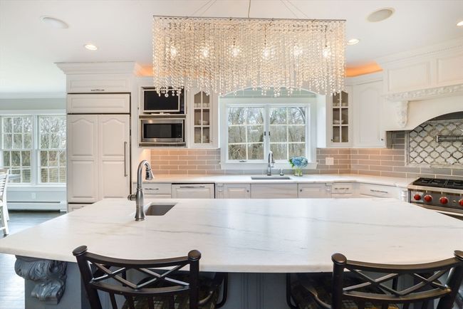 3 E High St, House other with 4 bedrooms, 5 bathrooms and 6 parking in Dartmouth MA | Image 14