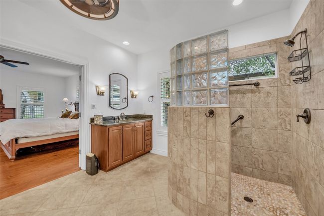 116 Hacienda Heights Cv, House other with 3 bedrooms, 3 bathrooms and 4 parking in Georgetown TX | Image 13