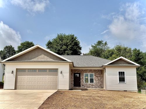 867 Fairway Dr, Howard, OH, 43028-9236 | Card Image