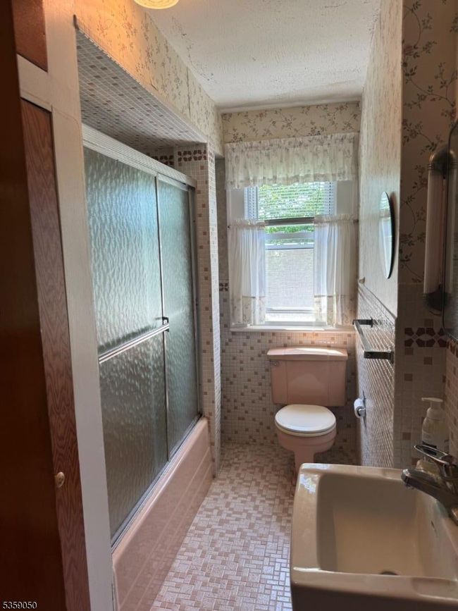 63 2 Nd Ave, House other with 4 bedrooms, 2 bathrooms and null parking in Garwood NJ | Image 28