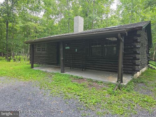 118 Barren Rd, East Stroudsburg, PA, 18302-8428 | Card Image