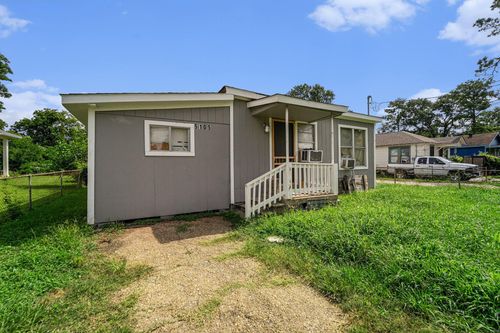 5105 Earline St, Houston, TX, 77016-5213 | Card Image