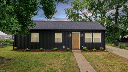 1807 Rawood Dr, Hampton, VA, 23663-2018 | Card Image