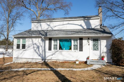 10 Beach Park Rd, Clinton, CT, 06413-2704 | Card Image