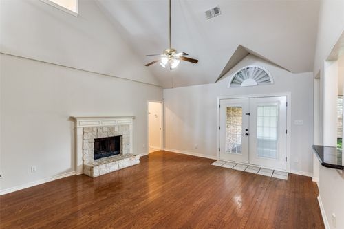 8213 Alderwood Dr, Plano, TX, 75025-4033 | Card Image