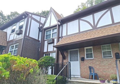 235 Parkside Dr, Suffern, NY, 10901-7801 | Card Image