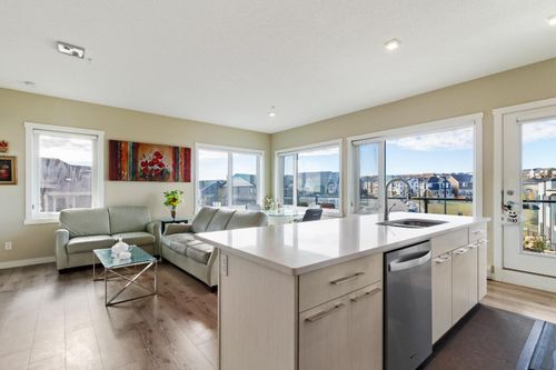 302-214 Sherwood Square Nw, Calgary, AB, T3R1T6 | Card Image