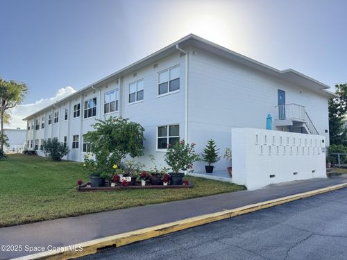 b1-101-180 Bounty St, Merritt Island, FL, 32952-2550 | Card Image