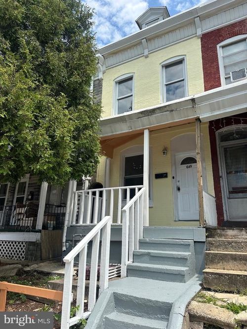 649 N 11th St, READING, PA, 19604-2605 | Card Image
