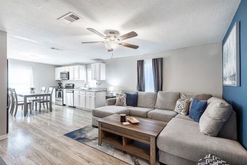 1309 Nugent St, Bowie, TX, 76230-3025 | Card Image