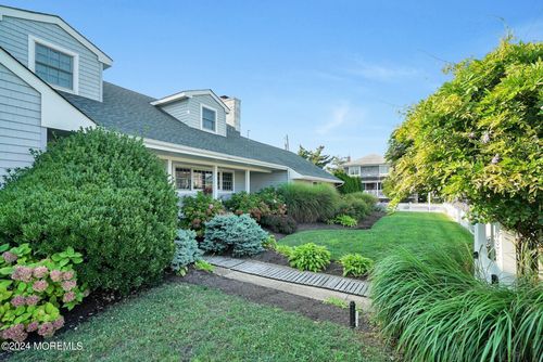 919 Ocean Ave, Mantoloking, NJ, 08738-1829 | Card Image