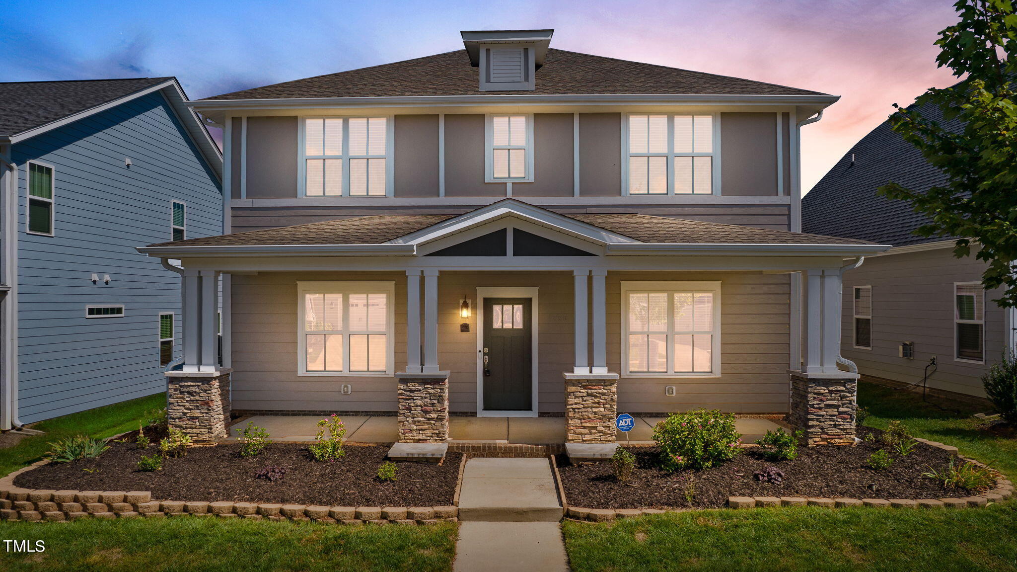 Hickorycrest St, Kernersville, NC 27284