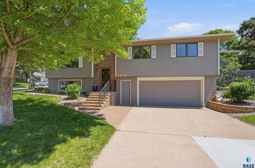 4800 S Glenview Rd, Sioux Falls, SD, 57103-5470 | Card Image