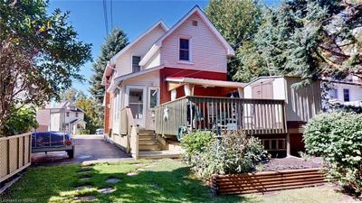 310 5 Th Ave E, House other with 3 bedrooms, 1 bathrooms and 6 parking in North Bay ON | Image 2