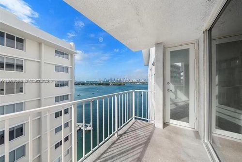 1415-1228 West Ave, Miami Beach, FL, 33139-4381 | Card Image