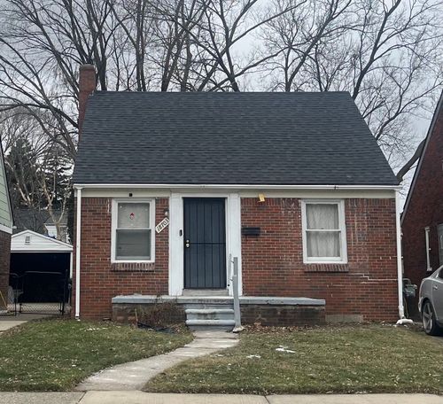 18703 Waltham St, Detroit, MI, 48205-4601 | Card Image