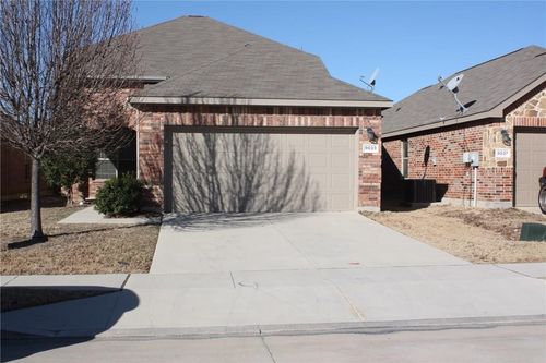 9033 Quarry Ridge Trl, Fort Worth, TX, 76244-5197 | Card Image
