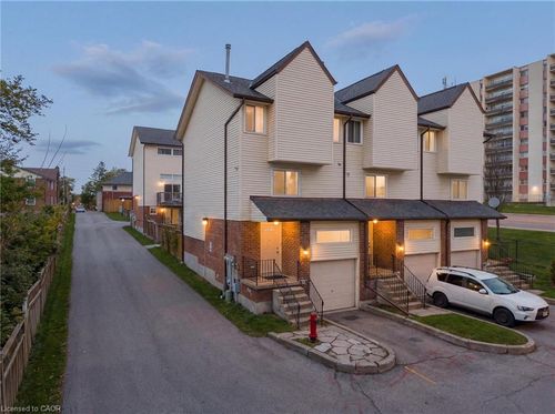 6-1085 Queens Blvd, Kitchener, ON, N2M1B9 | Card Image