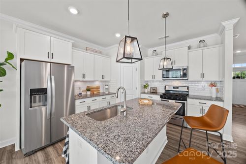 663 Cypress Glen Ln, Lake Wylie, SC, 29710-0806 | Card Image