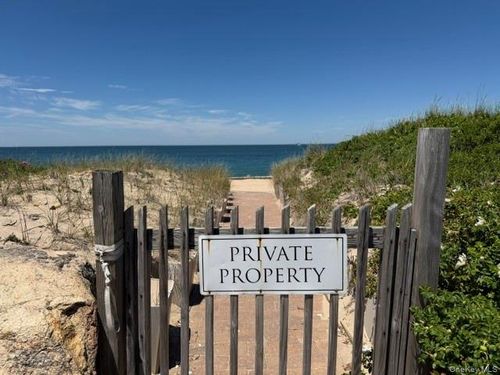 33 Gannet Dr, Montauk, NY, 11954-5109 | Card Image