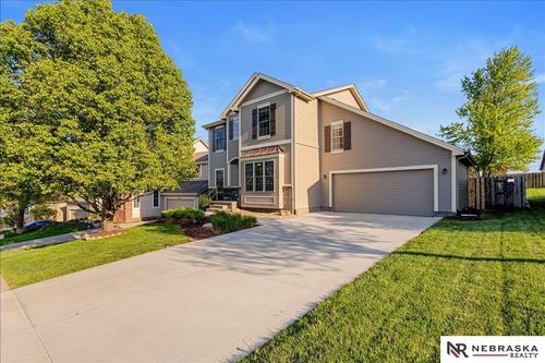 14873 Jaynes St, Omaha, NE, 68116-4352 | Card Image