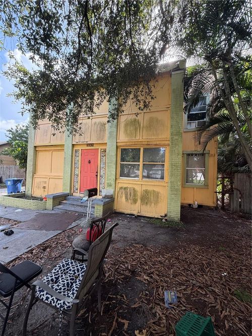 1726 Newark St S, St Petersburg, FL, 33711-2720 | Card Image