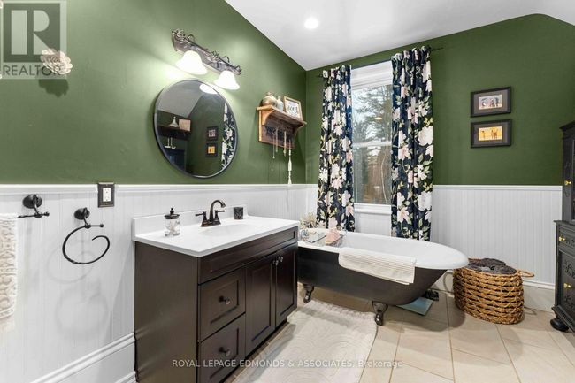 1077 Allan Rd, House other with 3 bedrooms, 2 bathrooms and 6 parking in Deep River ON | Image 20