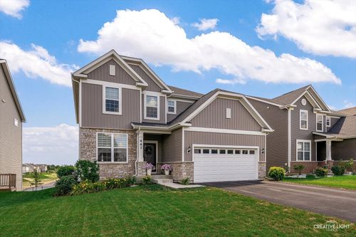 441 Alpine Dr, Algonquin, IL, 60102-4384 | Card Image