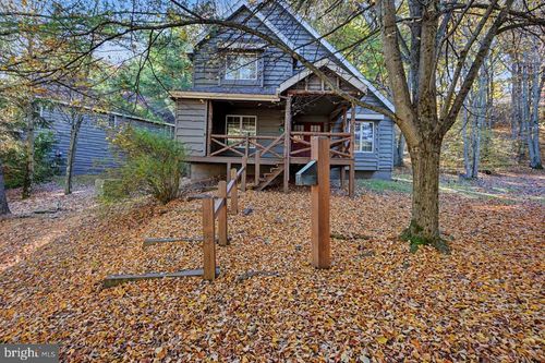 76 Short Hill Road, Lake Harmony, PA, 18624 | Card Image