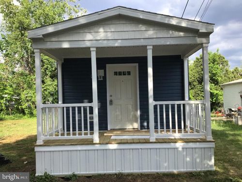 62 Harrison Dr, FAIRLESS HILLS, PA, 19030-2017 | Card Image