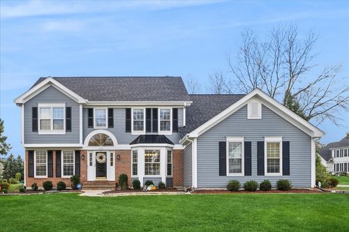 17671 W Westwind Dr, Gurnee, IL, 60031-4590 | Card Image