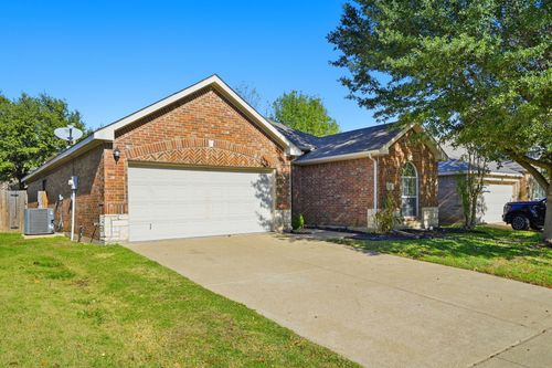 629 Nemitz St, Crowley, TX, 76036-2768 | Card Image