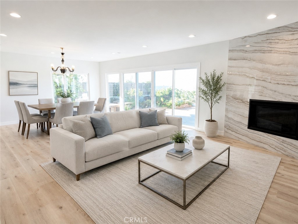 Residential Lease in Redondo Beach 2