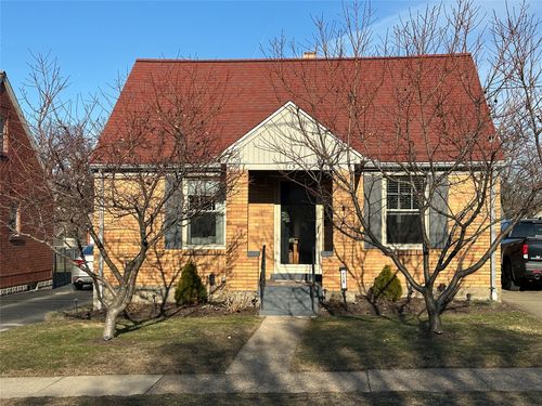 715 Japan St, Erie, PA, 16502-1012 | Card Image