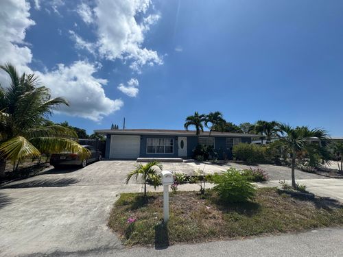 808 Wright Dr, Lake Worth Beach, FL, 33461-5770 | Card Image