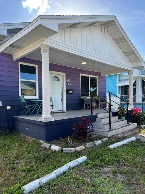 2021 Thrace St, Tampa, FL, 33605-6353 | Card Image