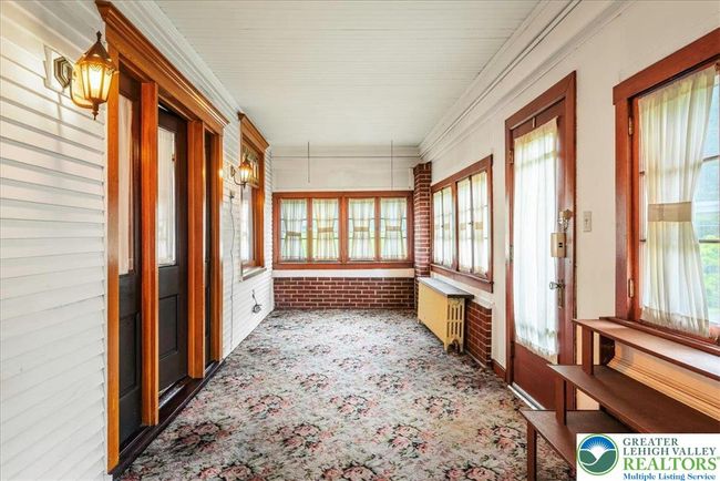 1st Floor Front Entrance | Image 4