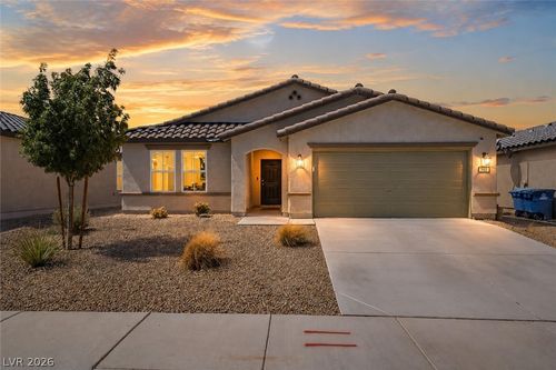 297 Bridal Veil Falls St, Indian Springs, NV, 89018-0638 | Card Image