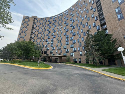 apt-714-1181 Edgcumbe Rd, Saint Paul, MN, 55105-2834 | Card Image