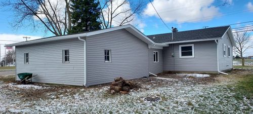 1169 Division St, Adrian, MI, 49221-4214 | Card Image