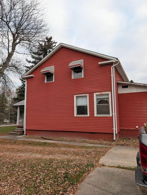 50730 Fairchild Road, Chesterfield Township, MI, 48051 | Card Image