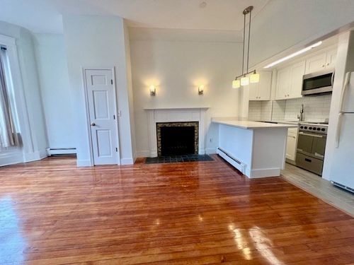 apt-3-591 Beacon St, Boston, MA, 02215-2214 | Card Image