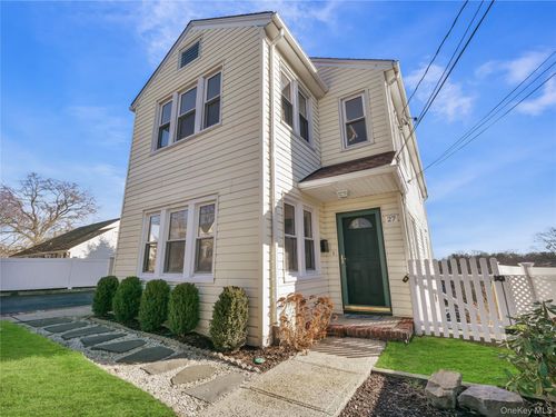 a-27 Fremont St, Harrison, NY, 10528-4107 | Card Image