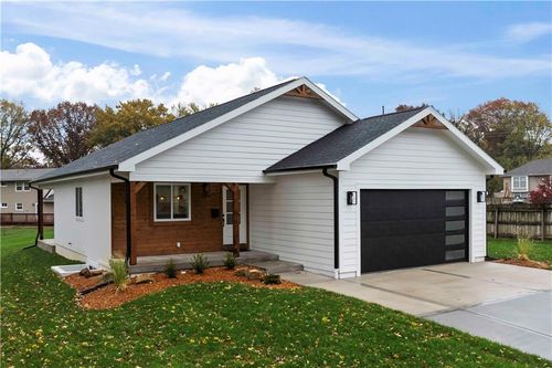 1808 Sw 3rd St, Lee's Summit, MO, 64081-1705 | Card Image