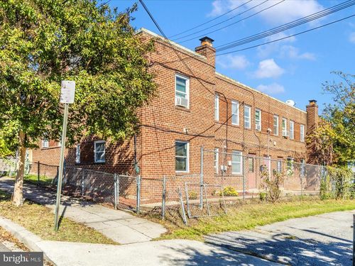 825 48th Pl Ne, WASHINGTON, DC, 20019-3600 | Card Image