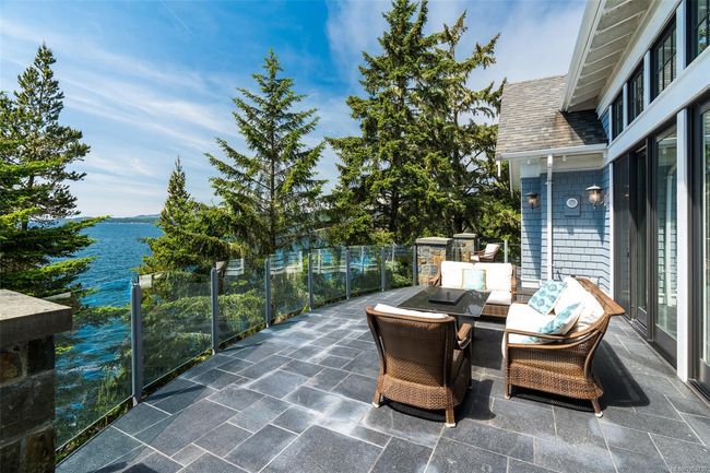 1050 Roxview Crt, House other with 4 bedrooms, 6 bathrooms and 3 parking in Sooke BC | Image 27
