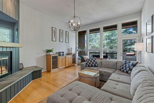 111-37 Tally Ho Ct, DILLON, CO, 80435-8327 | Card Image