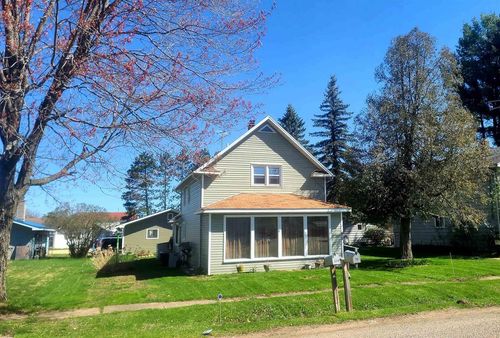 628 School St, White Lake, WI, 54491-9436 | Card Image