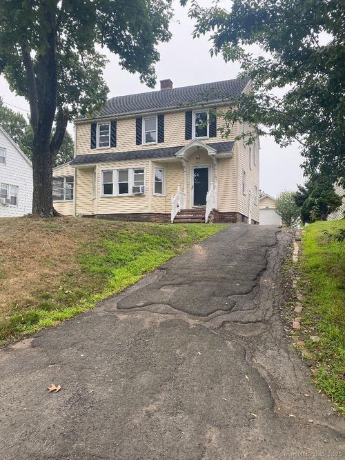708 W Main St, West Haven, CT, 06516-4828 | Card Image
