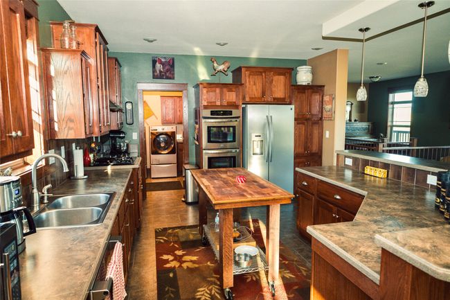 2575 Cascade Hound Creek Rd, House other with 3 bedrooms, 3 bathrooms and null parking in Cascade MT | Image 15